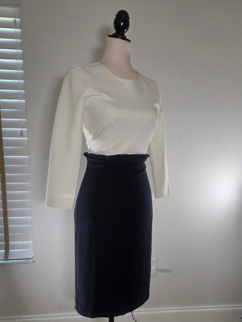 J.Crew 365 Colorblock Ponte Dress Cream Ivory Navy Long Sleeve Size 00